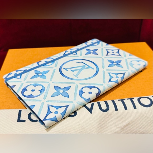 NEW Louis Vuitton By the Pool Notebook - Picture 3 of 8